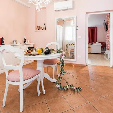 Butterfly - Il Nido D'amore Bologna Hotel